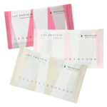 妊活プロテイン モトクルのほうじ茶味、イチゴミルク味、チョコレート味の夫婦セットです。